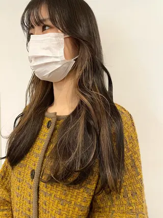 ロング カラー 佐藤 永夏のヘアスタイル