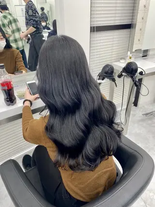 カラー 池中 艶華のヘアスタイル