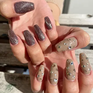 ネイル Beauty Salon amour所属・Seven's / NANAのネイルデザイン