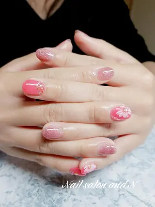 ネイル and Nのネイルデザイン