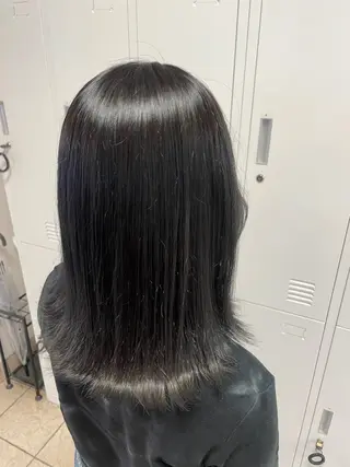 カラー TIDEHAIR SHUKAのヘアスタイル