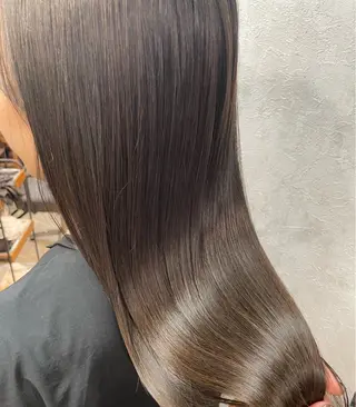 ロング カラー Nuuds所属・カトウ フウカのヘアスタイル