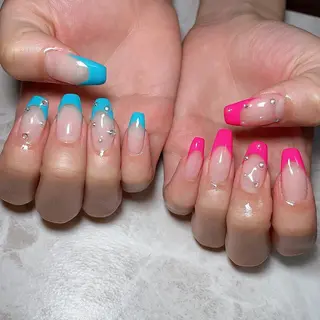 ミディアム 知花 梨花のネイルデザイン