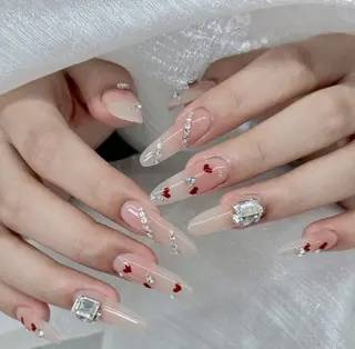 ネイル 清水 亞美のネイルデザイン