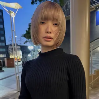 ショート ボブ/ハイトーン/ 岡山駅/別曽遥也のヘアスタイル