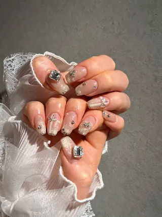 ネイル I-nailロング /ワンホン/キラキラのネイルデザイン