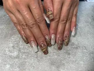 ネイル Raviliss ♡のネイルデザイン