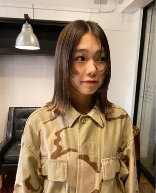 ミディアム ササノ セナのヘアスタイル