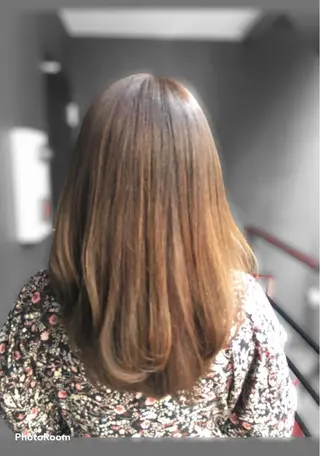 カラー GO TODAY SHAiRE SALON 梅田店所属・ベージュカラー/ボブ チャネリングカットのヘアスタイル