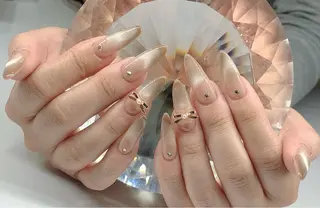 ネイル LoaChaton kaeのネイルデザイン