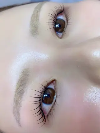 マツエク・マツパ ホウ エンのネイルデザイン