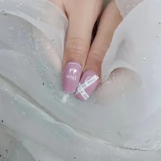 ネイル 金井 奈々のネイルデザイン