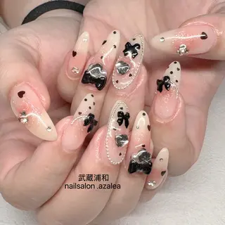 ネイル R inのネイルデザイン