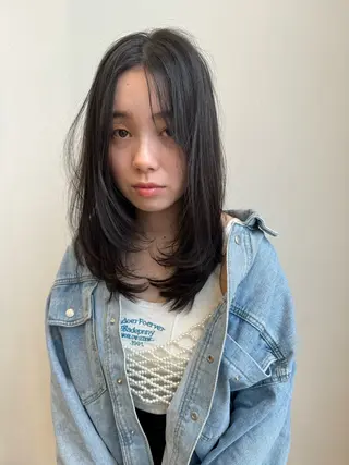 ミディアム ガレリアオリジン所属・浅井 ひかるのヘアスタイル