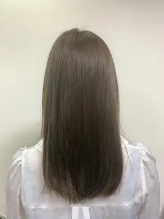 カラー ソシエ錦糸町店所属・宮下 真奈のヘアスタイル