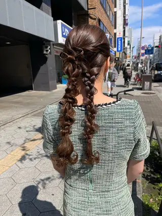ロング ヘアアレンジ 山下 明子のヘアスタイル