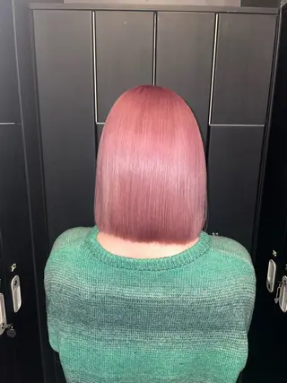 ロング カラー HIKARI🐈⬛ レイヤー×デザインのヘアスタイル