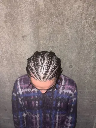 メンズ コーンロウ/ ブレイズ　大田竜也のヘアスタイル