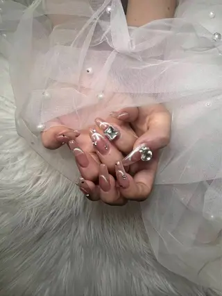 ネイル 🌈 Laule'aのネイルデザイン