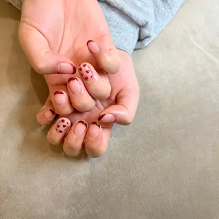ネイル フリーランス¨̮⃝ ネイリストOKADAのネイルデザイン