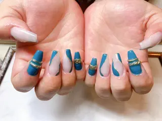 ロング ネイル SOARE🤍 🤍のネイルデザイン