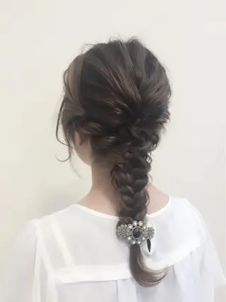 セミロング ロング ヘアアレンジ 沢田 瞳のヘアスタイル