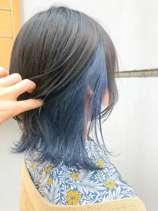 セミロング カラー fifth 安次富　泰雅のヘアスタイル