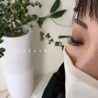 マツエク・マツパ zestKalon 🔗IBUのヘアスタイル