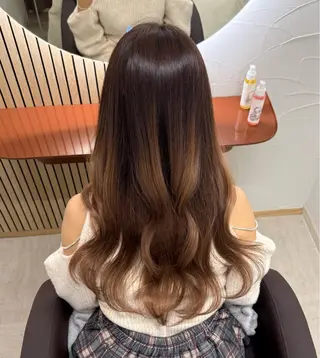 セミロング WATARU/ 韓国風巻き髪のヘアスタイル