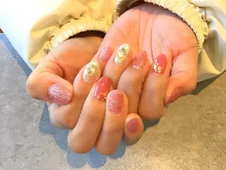 ネイル Nest 岩崎のネイルデザイン