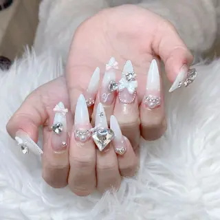 ネイル ゴテゴテ ネイルのネイルデザイン