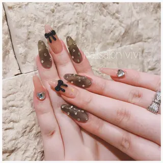 ネイル ＶＩＶＩ nailsalonのネイルデザイン