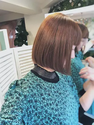 ショート カラー Eleanor 自由が丘ANNEX所属・個室サロン🌼万希 ヘアケア/ヘッドスパのヘアスタイル