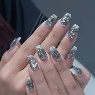 ネイル Queens 榊 まおのネイルデザイン