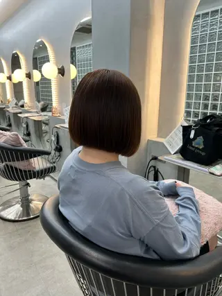 ミディアム レイヤー/艶髪 縮毛矯正🌱  赤石のヘアスタイル