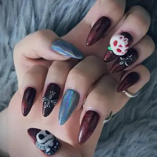 ネイル NOIROUGE所属・NOI ROUGEのネイルデザイン