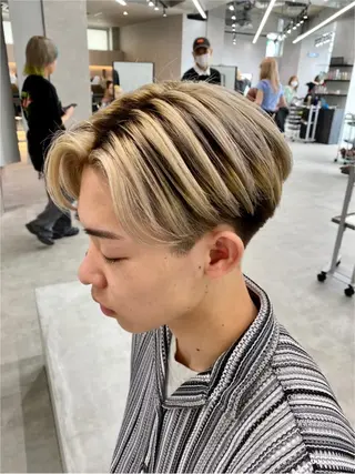 ショート カラー メンズ ウルフ🐺/ボブ ハイトーン🌈/増田のヘアスタイル