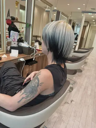 カラー メンズ Re:st所属・Miyavi/カラー ショートボブのヘアスタイル