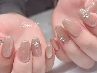 ネイル 芦辺 香奈のネイルデザイン