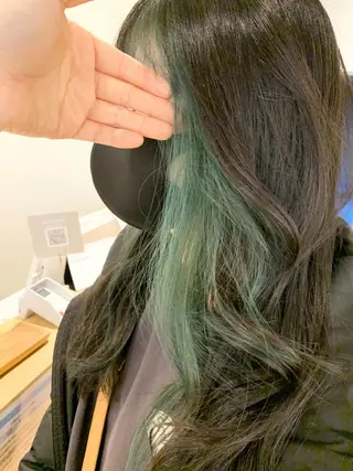 セミロング NEWI 京橋 【yoko】のヘアスタイル