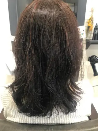 ミディアム カラー パーマ 水原 恵莉香のヘアスタイル