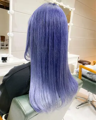 ロング カラー ヘアアレンジ 𝐑𝐈𝐍𝐊𝐀 🐣🩷のヘアスタイル