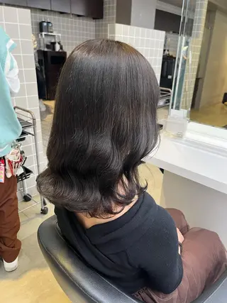 ミディアム 寒色＆ブリーチ特化 寒色MiOのヘアスタイル