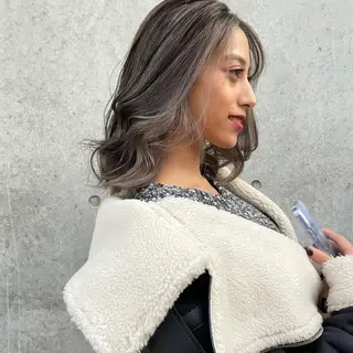 ミディアム レイヤー/ブリーチ ♥️【木坂 桃歌】のヘアスタイル