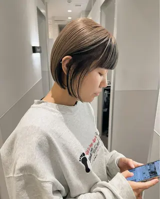 ショート 鈴木/ミルクティー/ ブリーチ/ボブ/のヘアスタイル