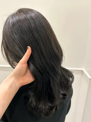 ミディアム カラー 日南乃/柔らか ブラウンカラーのヘアスタイル