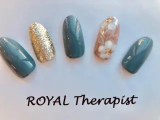 ネイル 【尾下】 ロイヤル•セラピストのネイルデザイン