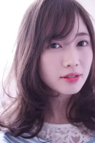 セミロング ケアカラー特化 美容師店長佐藤のヘアスタイル