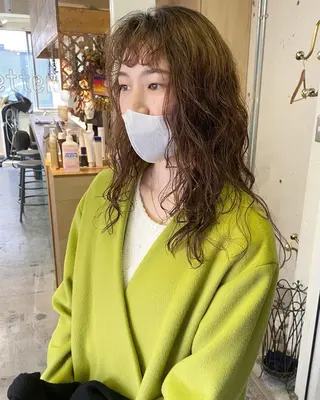 ロング パーマ パーマ美容師 hanaのヘアスタイル