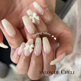 ネイル salon de Chéli所属・salon de Cheliのネイルデザイン